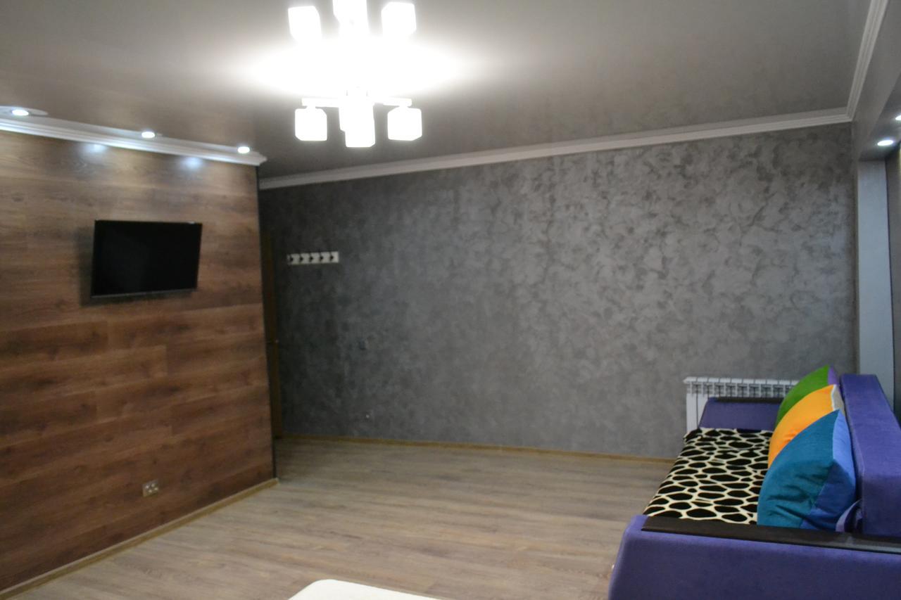 Хай-Тек Апартаменты В Центре По Гоголя51 Karaganda Bagian luar foto